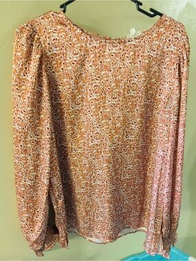 Women's Rust Floral Print Long-Sleeve Blouse